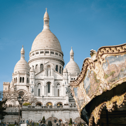 STROLLING THROUGH MONTMARTRE: ADDRESSES, WALKS AND CULTURAL BREAKS
